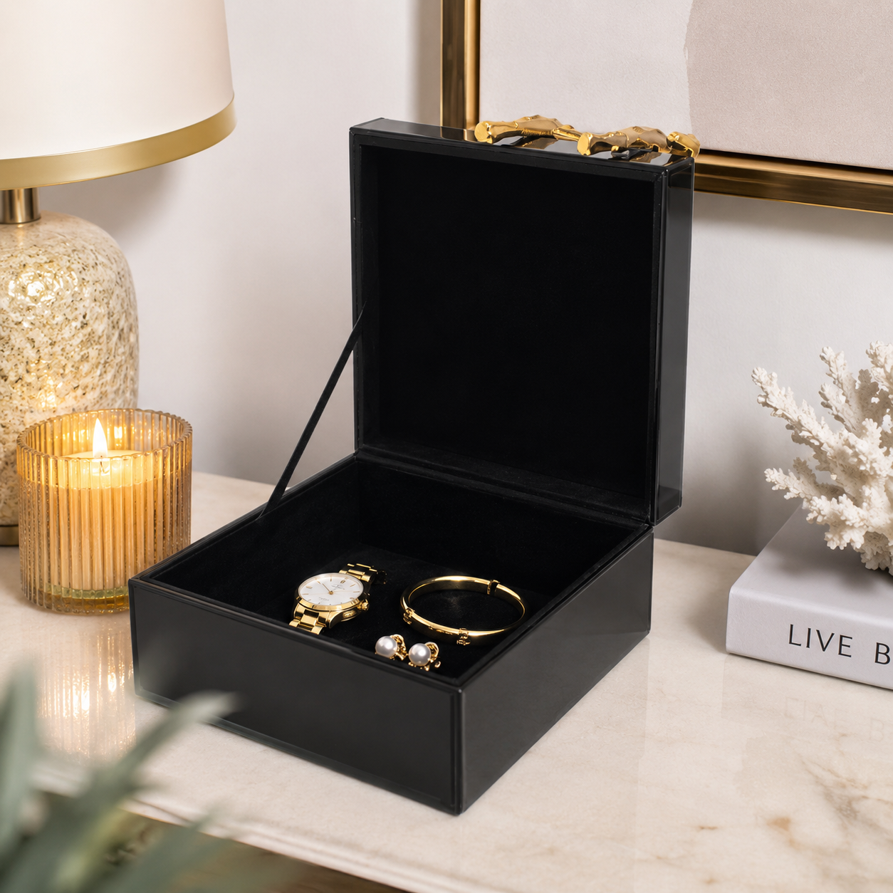 BLACK GLASS BOX WITH GOLD LEOPARD KNOB