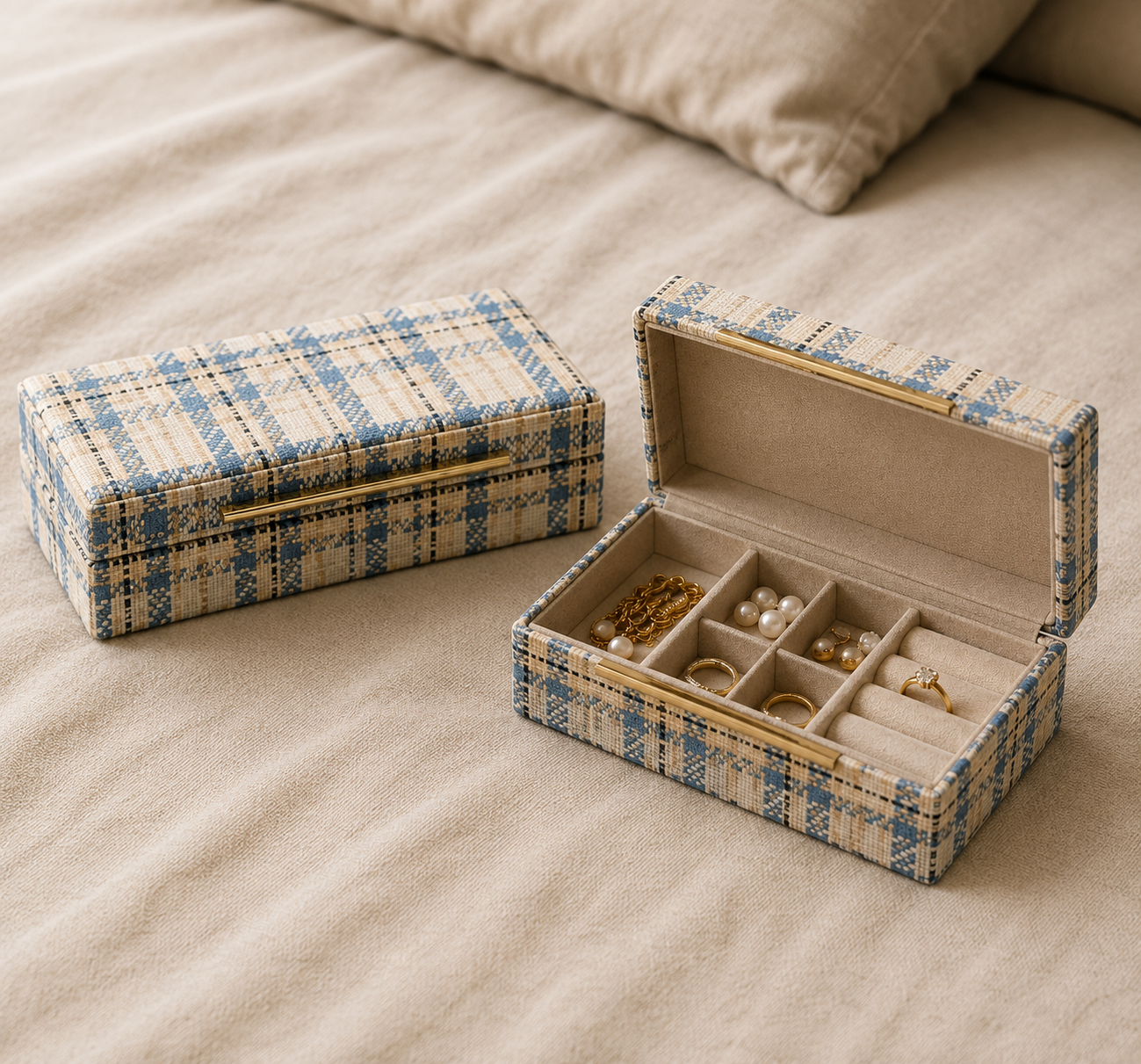 BLUE-IVORY FABRIC BOX